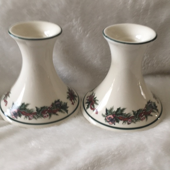 2 Candle Sticks Christmas 🎄 Theme 1992 Japan - Picture 1 of 8